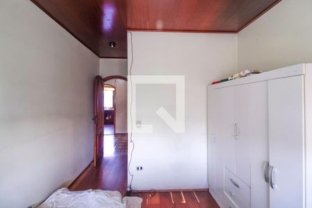 Casa à venda com 180m², 3 quartos e 3 vagas Casa à venda com 180m², 3 quartos e 3 vagasSuíte 2