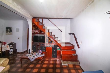 Sala de casa à venda com 3 quartos, 180m² em Parque Residencial Oratorio, São Paulo