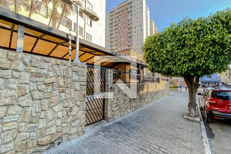 Apartamento para alugar com 57m², 2 quartos e 1 vagaFachada