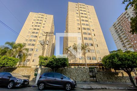 Apartamento para alugar com 57m², 2 quartos e 1 vagaFachada