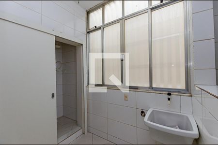 Apartamento à venda com 110m², 2 quartos e sem vaga Apartamento à venda com 110m², 2 quartos e sem vagaÁrea de Serviço