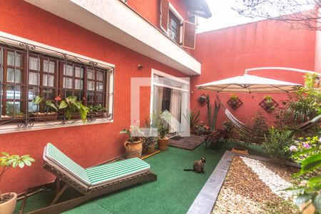 Casa à venda com 237m², 4 quartos e 3 vagasQuintal