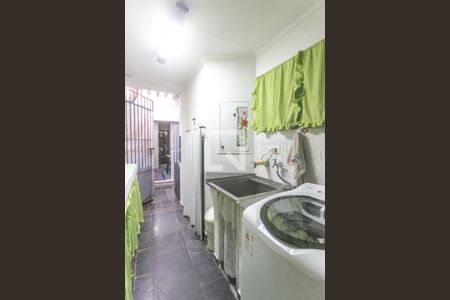 Casa à venda com 237m², 4 quartos e 3 vagasÁrea de serviço