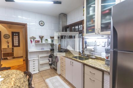 Casa à venda com 237m², 4 quartos e 3 vagasCozinha 1