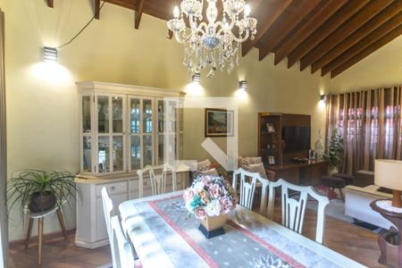 Sala de estar de casa à venda com 4 quartos, 237m² em Anchieta, São Bernardo do Campo