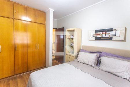 Casa à venda com 237m², 4 quartos e 3 vagasQuarto 2