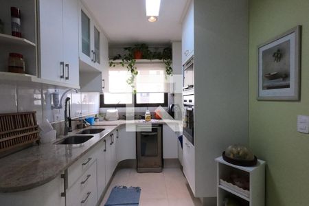 Apartamento à venda com 175m², 3 quartos e 4 vagasCozinha