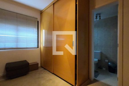 Apartamento à venda com 175m², 3 quartos e 4 vagasCloset