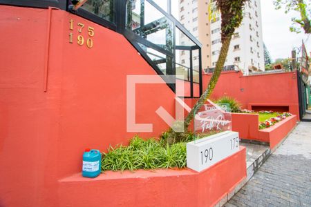 Apartamento para alugar com 170m², 3 quartos e 2 vagasFachada
