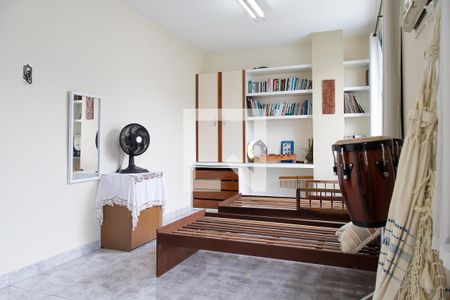Casa de condomínio à venda com 240m², 4 quartos e 2 vagasSuíte da edícula