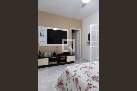 Casa de condomínio à venda com 240m², 4 quartos e 2 vagasSuíte 2