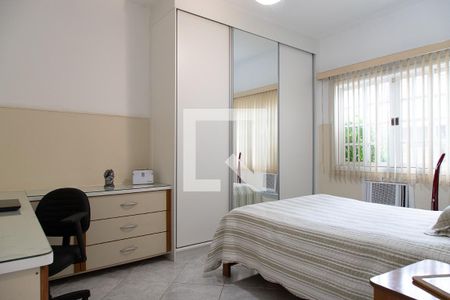 Quarto  de casa de condomínio à venda com 4 quartos, 240m² em Vargem Pequena, Rio de Janeiro