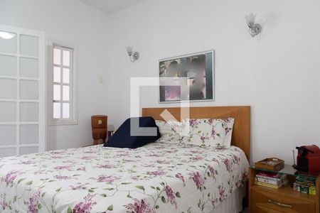 Casa de condomínio à venda com 240m², 4 quartos e 2 vagasSuíte 2