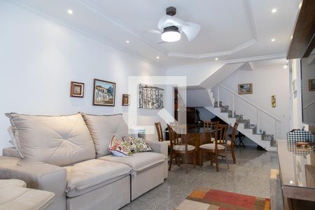 Sala de casa de condomínio à venda com 4 quartos, 240m² em Vargem Pequena, Rio de Janeiro