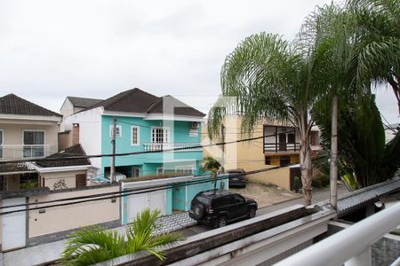 Casa de condomínio à venda com 240m², 4 quartos e 2 vagasVaranda da suíte 1
