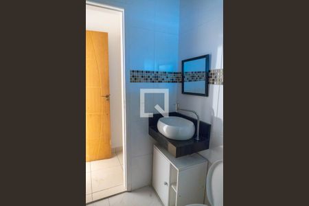 Casa à venda com 80m², 3 quartos e 2 vagas Casa à venda com 80m², 3 quartos e 2 vagasBanheiro da Suíte