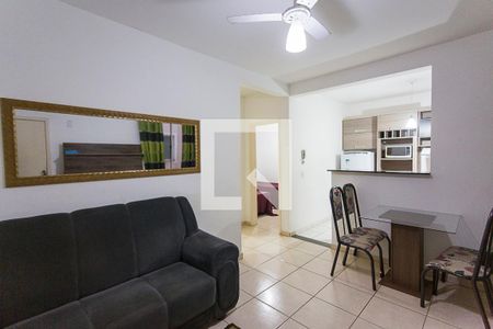 Sala de apartamento para alugar com 2 quartos, 44m² em Gávea, Uberlândia