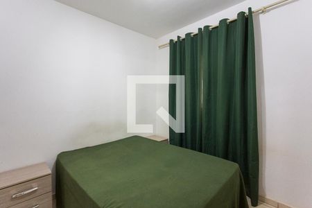 Quarto 1 de apartamento para alugar com 2 quartos, 44m² em Gávea, Uberlândia