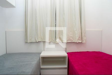 Quarto 2 de apartamento para alugar com 2 quartos, 44m² em Morada da Colina, Uberlândia