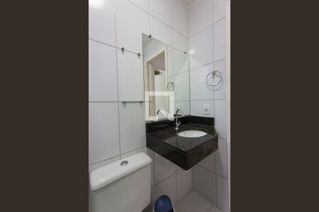 Apartamento para alugar com 44m², 2 quartos e 1 vaga Apartamento para alugar com 44m², 2 quartos e 1 vagaBanheiro