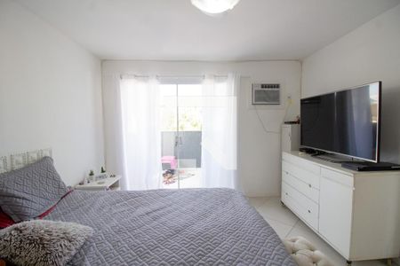 Casa de condomínio à venda com 400m², 3 quartos e 1 vagaSuíte 1