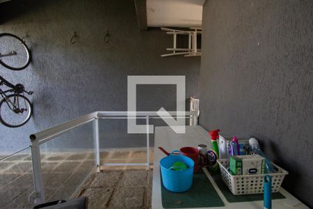 Casa de condomínio à venda com 400m², 3 quartos e 1 vagaÁrea de Serviço