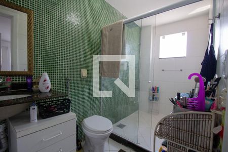 Casa de condomínio à venda com 400m², 3 quartos e 1 vagaBanheiro da Suíte 1