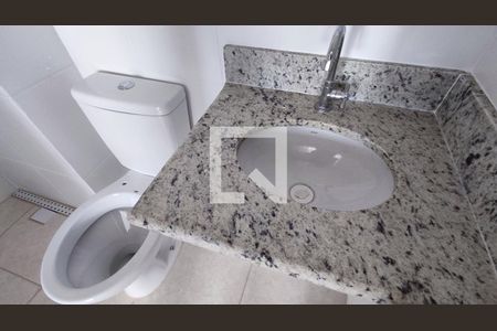 Apartamento à venda com 46m², 2 quartos e 1 vaga Apartamento à venda com 46m², 2 quartos e 1 vagaBanheiro