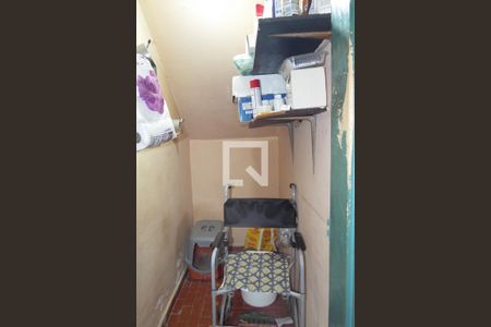 Casa à venda com 144m², 5 quartos e 1 vagaÁrea de Serviço