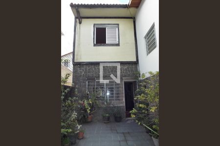 Casa à venda com 144m², 5 quartos e 1 vagaFachada