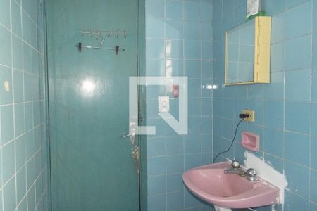 Casa à venda com 144m², 5 quartos e 1 vagaBanheiro 2