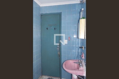 Casa à venda com 144m², 5 quartos e 1 vagaBanheiro 2