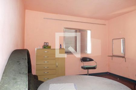 Quarto 2 de casa à venda com 5 quartos, 144m² em Vila Nivi, São Paulo