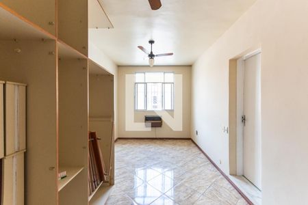 Casa à venda com 276m², 5 quartos e 2 vagasQuarto 3 - 2° andar