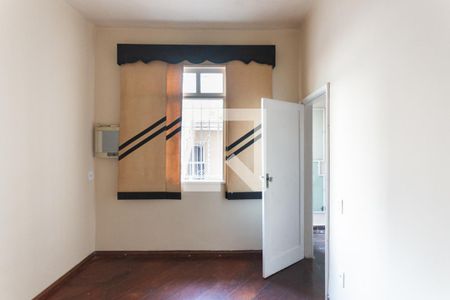 Casa à venda com 276m², 5 quartos e 2 vagasQuarto 1- 2° andar