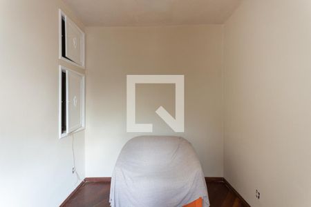 Casa à venda com 276m², 5 quartos e 2 vagasQuarto 1- 2° andar