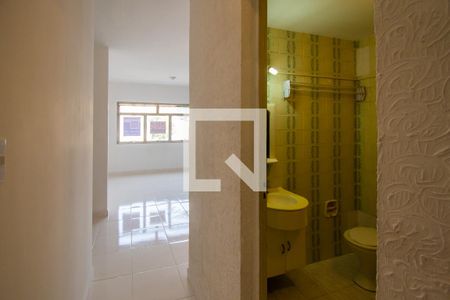 Apartamento à venda com 27m², 1 quarto e sem vaga Apartamento à venda com 27m², 1 quarto e sem vagaStudio