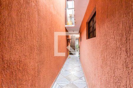 Casa à venda com 220m², 3 quartos e 2 vagasCorredor Externo