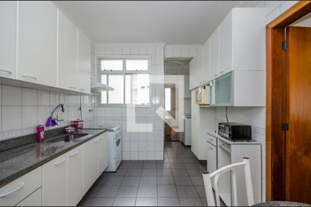 Apartamento para alugar com 90m², 3 quartos e 2 vagasCozinha