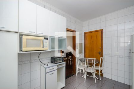 Apartamento para alugar com 90m², 3 quartos e 2 vagasCozinha