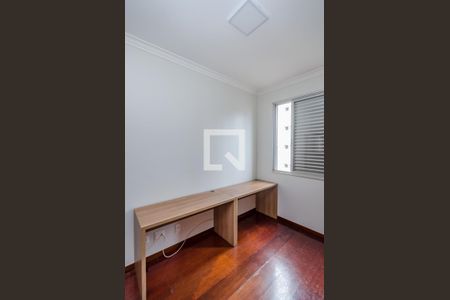 Apartamento para alugar com 90m², 3 quartos e 2 vagasQuarto 3