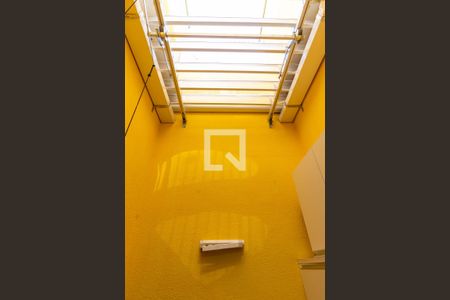 Casa de condomínio à venda com 70m², 2 quartos e 1 vagaÁrea de serviço