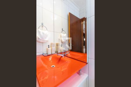 Casa de condomínio à venda com 70m², 2 quartos e 1 vagaBanheiro da Suíte 1