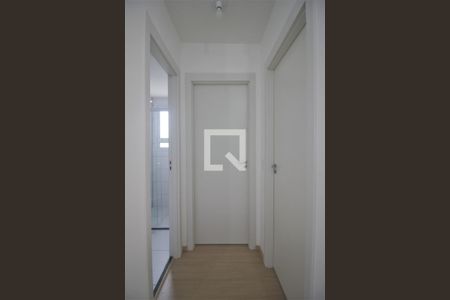 Corredor de apartamento para alugar com 2 quartos, 42m² em Vila Plana, São Paulo