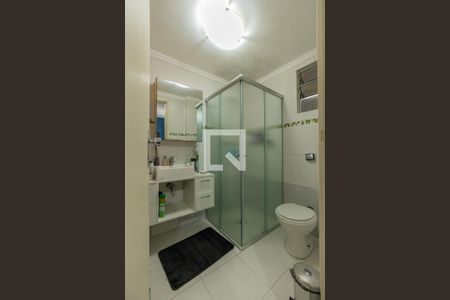 Apartamento à venda com 132m², 3 quartos e 1 vaga Apartamento à venda com 132m², 3 quartos e 1 vagaBanheiro da Suíte