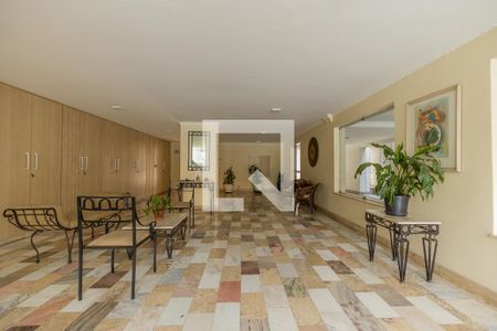Apartamento à venda com 132m², 3 quartos e 1 vaga Apartamento à venda com 132m², 3 quartos e 1 vagaHall de Entrada