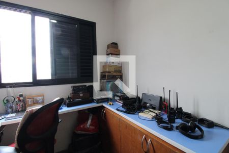 Apartamento à venda com 73m², 3 quartos e 2 vagasQuarto 2