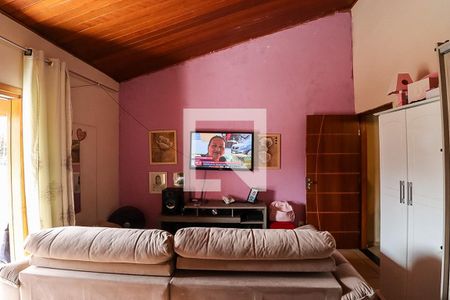 Casa à venda com 170m², 5 quartos e 2 vagas Casa à venda com 170m², 5 quartos e 2 vagasCasa 1 - Quarto