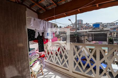 Casa à venda com 170m², 5 quartos e 2 vagas Casa à venda com 170m², 5 quartos e 2 vagasCasa 1 - sacada