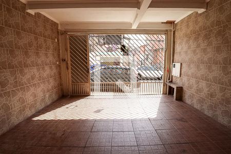 Casa à venda com 170m², 5 quartos e 2 vagas Casa à venda com 170m², 5 quartos e 2 vagasGaragem